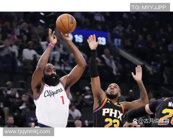 太阳队与快船激战正酣精彩直播全程回顾与赛后分析