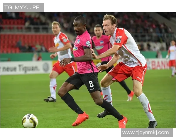 奥厄对基尔精彩直播回放及赛后分析全程呈现 奥厄对基尔精彩直播回放及赛后分析全程呈现